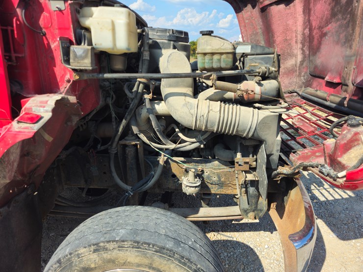 2000-caterpillar-3126-image-39