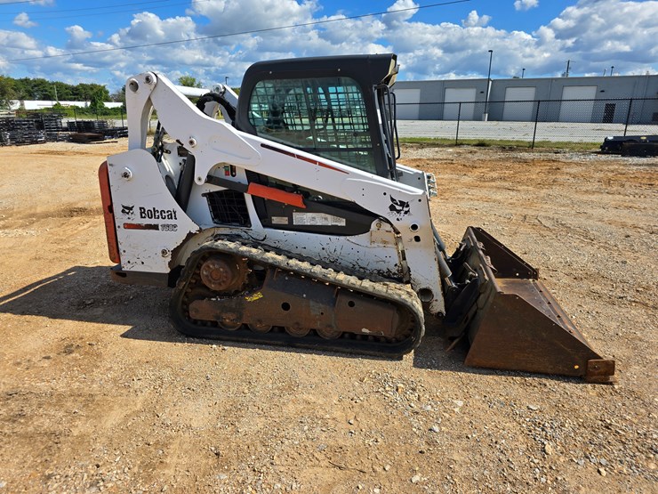 2013-bobcat-t590-image-22