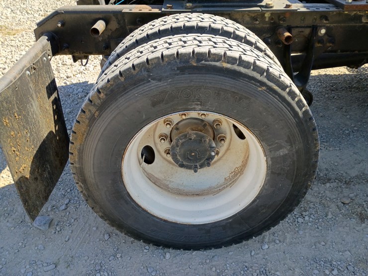 2005-international-8600-image-87