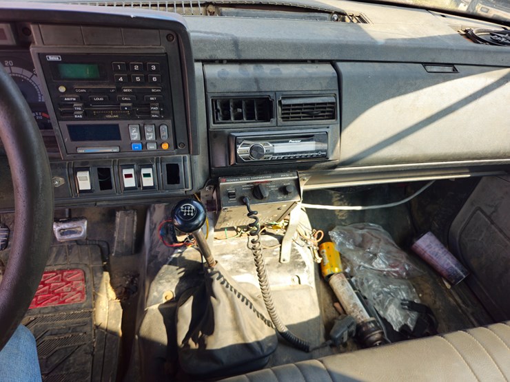 2000-caterpillar-3126-image-53