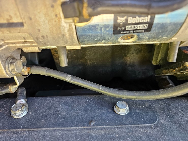 2022-bobcat-t770-image-29