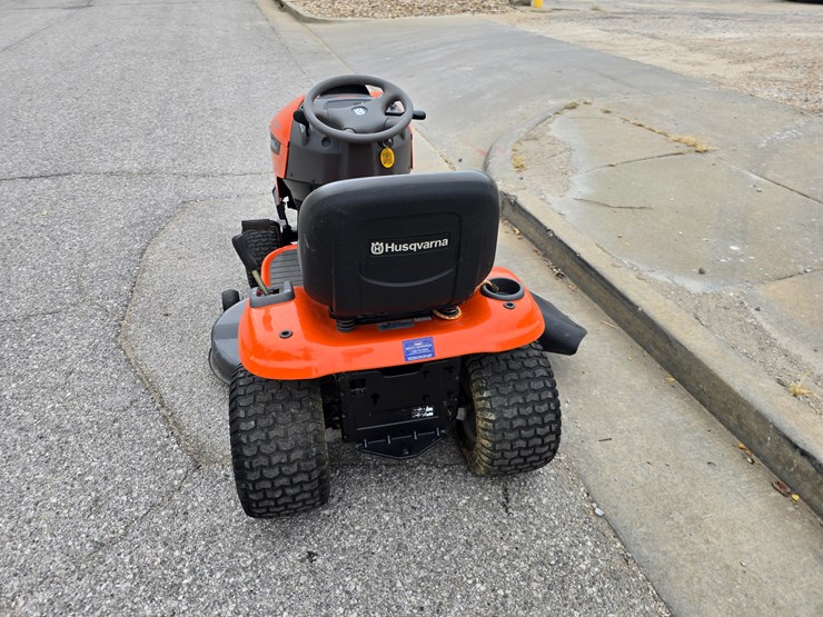 husqvarna-yth20k46-image-9