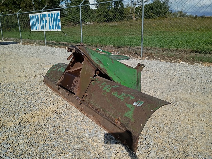 john-deere-7-image-5