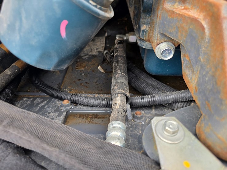 2023-kubota-ssv75-image-53