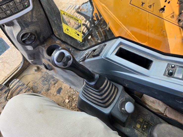 2019-hyundai-hx130-lcr-image-93