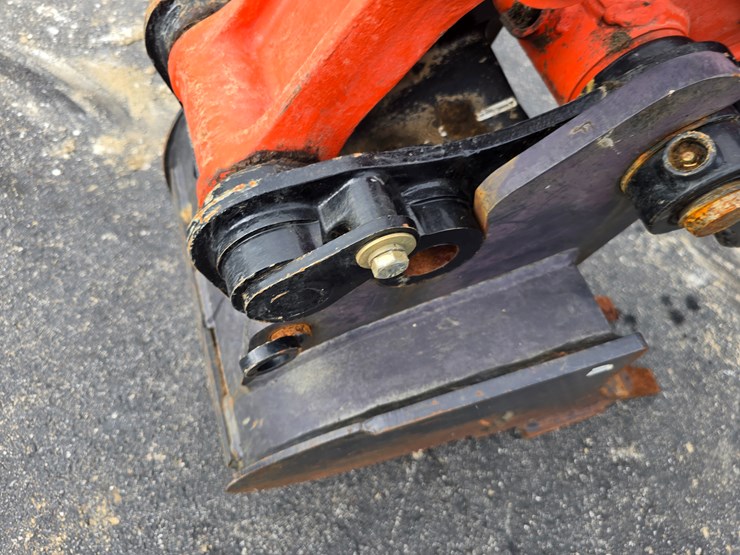 2023-kubota-kx030-4-image-36