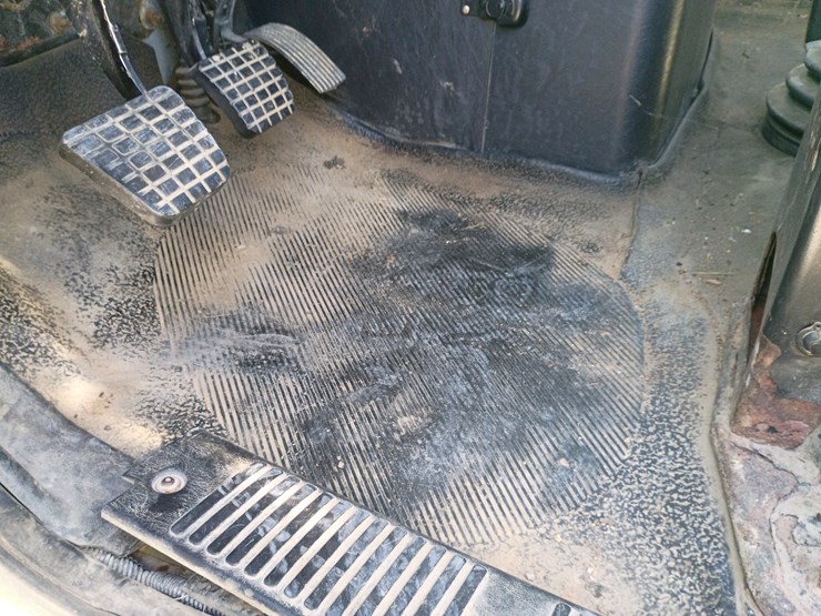 2005-international-8600-image-39