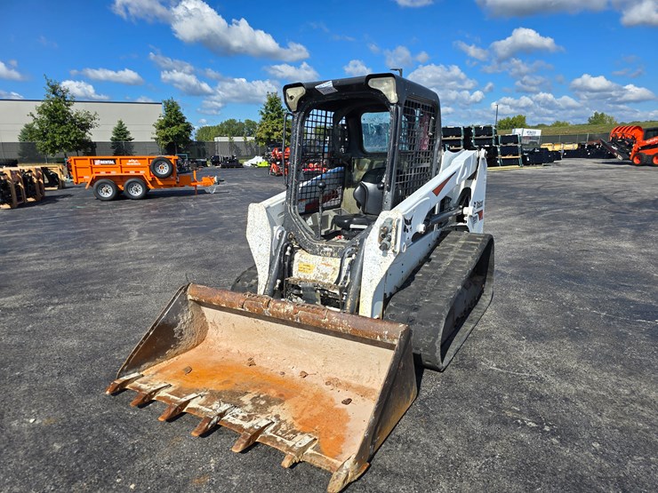 2017-bobcat-t550-image-1