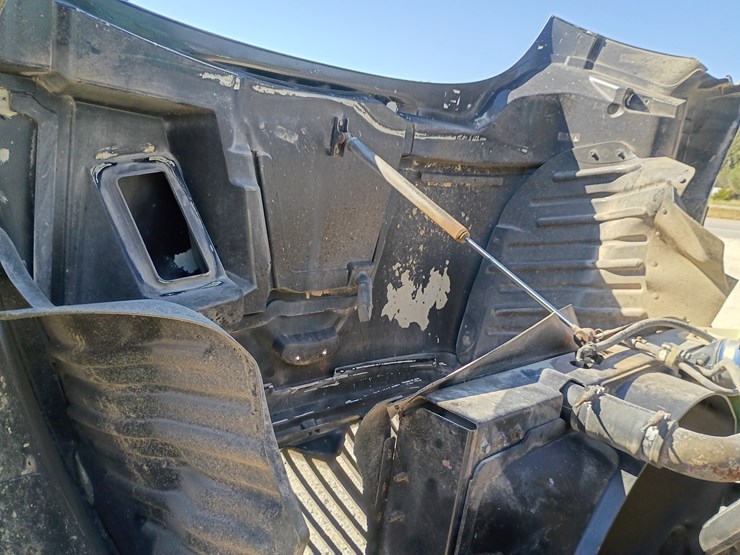 2005-international-8600-image-26