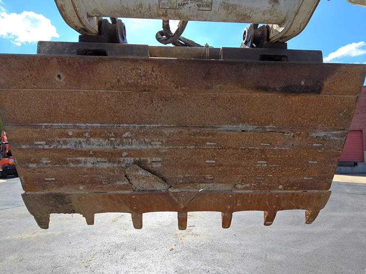 2017-bobcat-t550-image-54