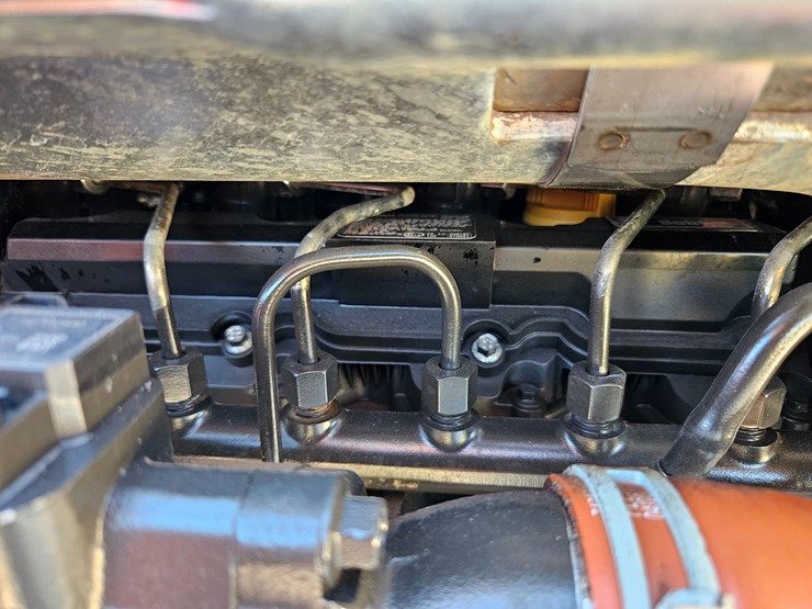 2022-bobcat-t770-image-25