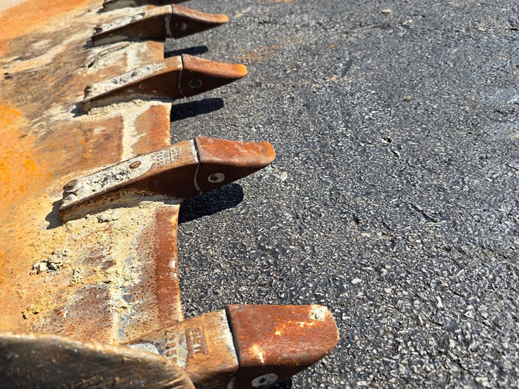 2017-bobcat-t550-image-22