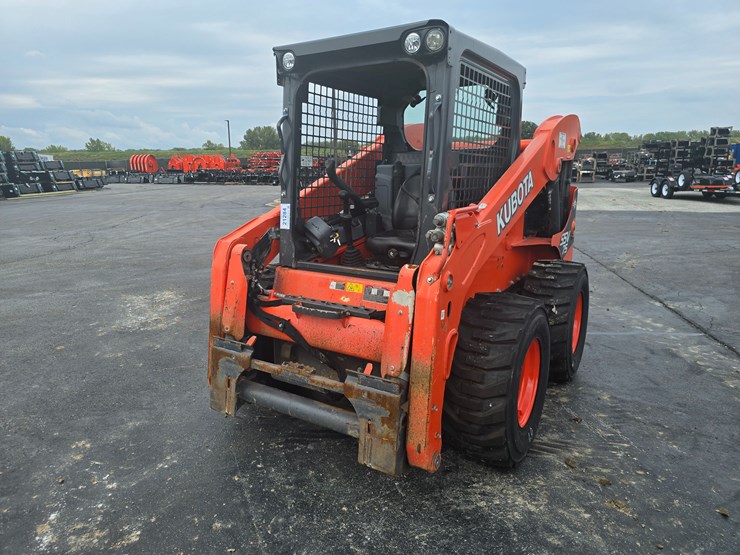 2019-kubota-ssv75-image-2