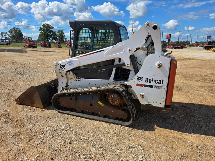 2013-bobcat-t590-image-8