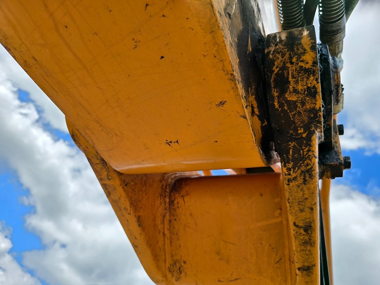 2019-hyundai-hx130-lcr-image-50