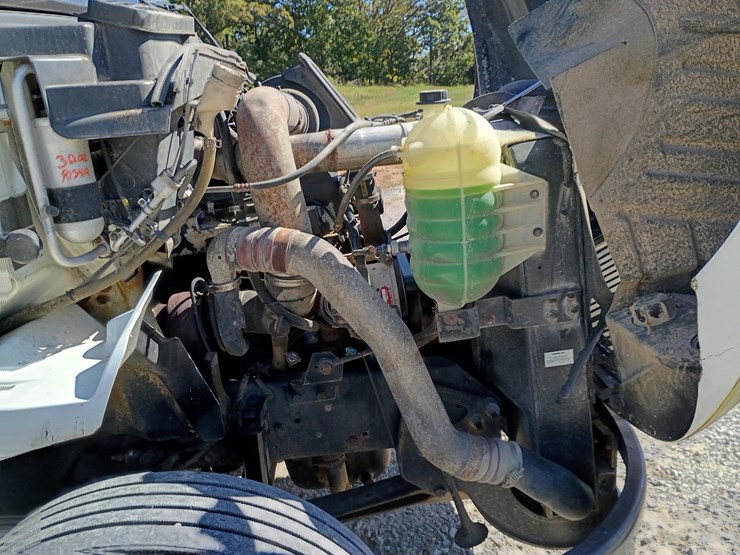 2005-international-8600-image-28