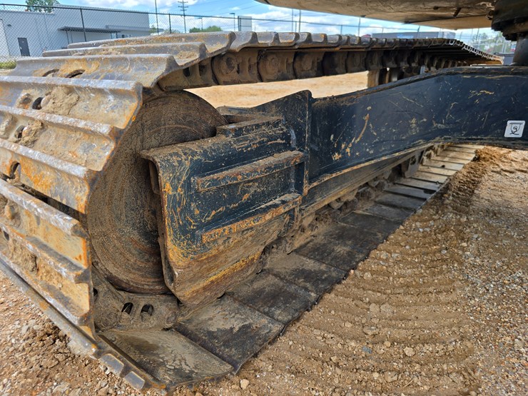 2019-hyundai-hx130-lcr-image-79