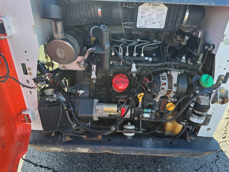 2017-bobcat-t550-image-34