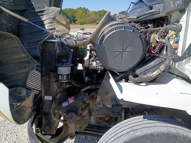 2005-international-8600-image-22