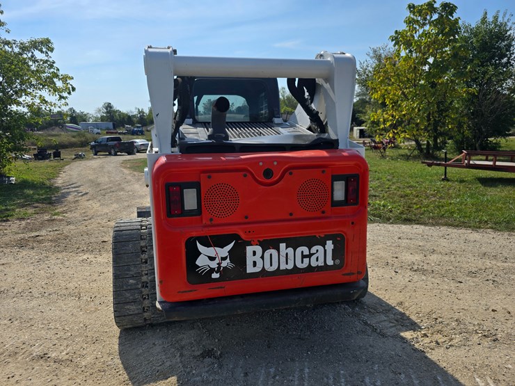 2024-bobcat-t770-image-16