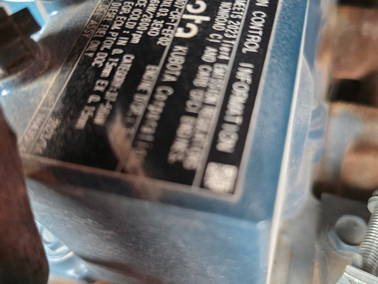 2023-kubota-ssv75-image-56