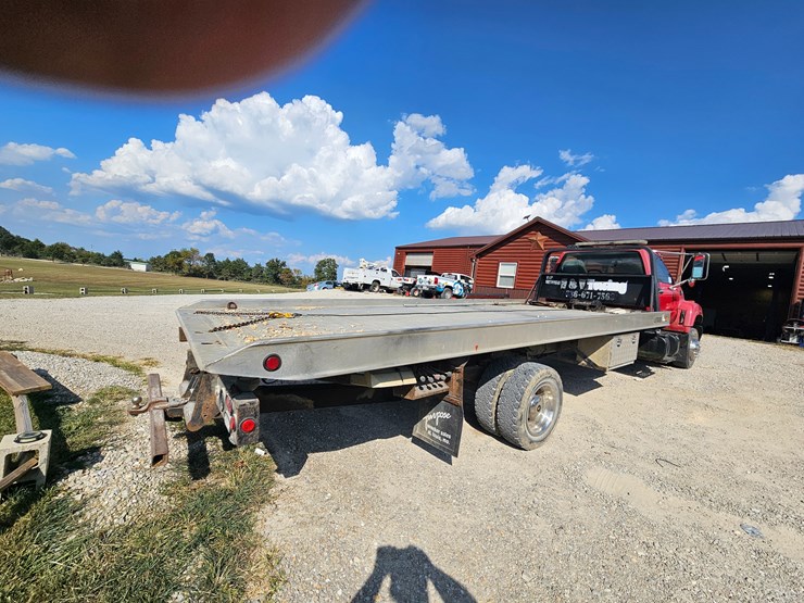 2000-caterpillar-3126-image-11