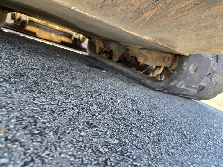 2017-bobcat-t550-image-32