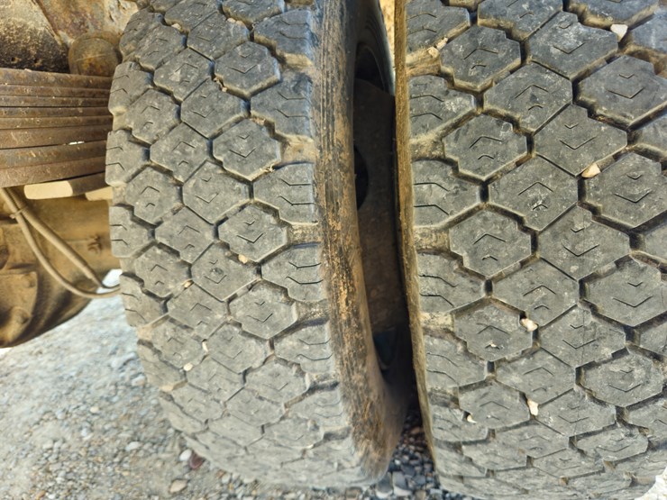 2000-caterpillar-3126-image-60