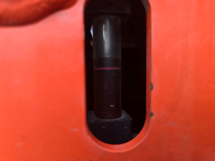 2019-kubota-ssv75-image-53