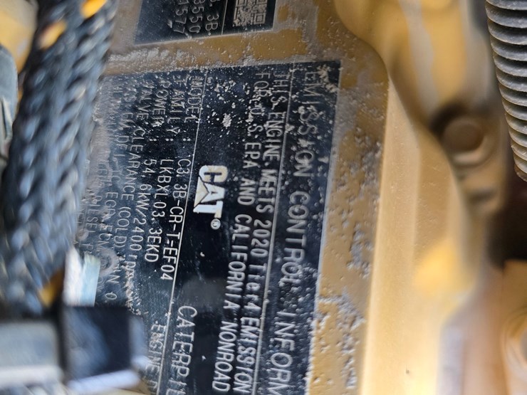 2020-caterpillar-259d3-image-60