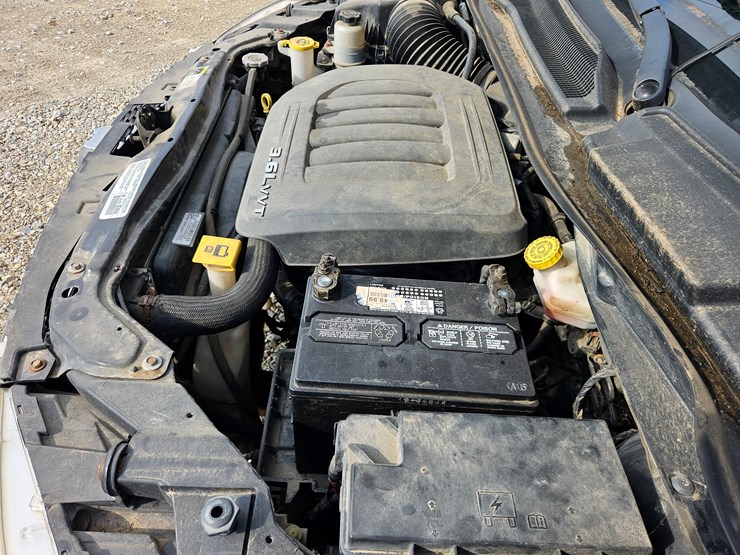 2014-dodge-grand-caravan-image-25