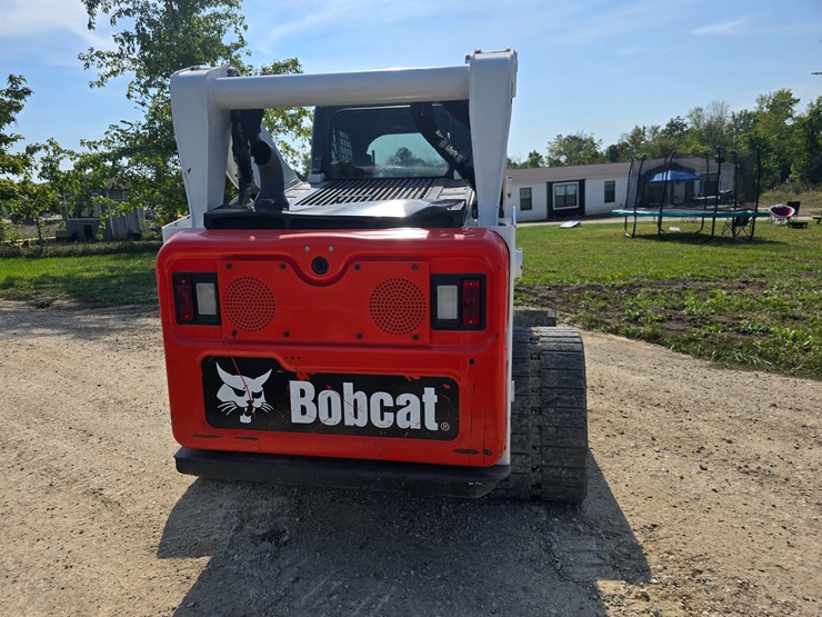 2024-bobcat-t770-image-17
