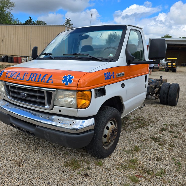 2006 FORD E450