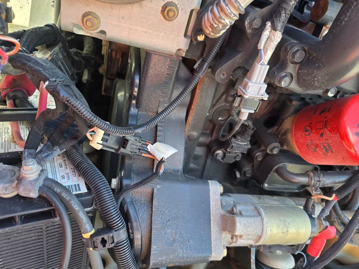 2017-bobcat-t550-image-39