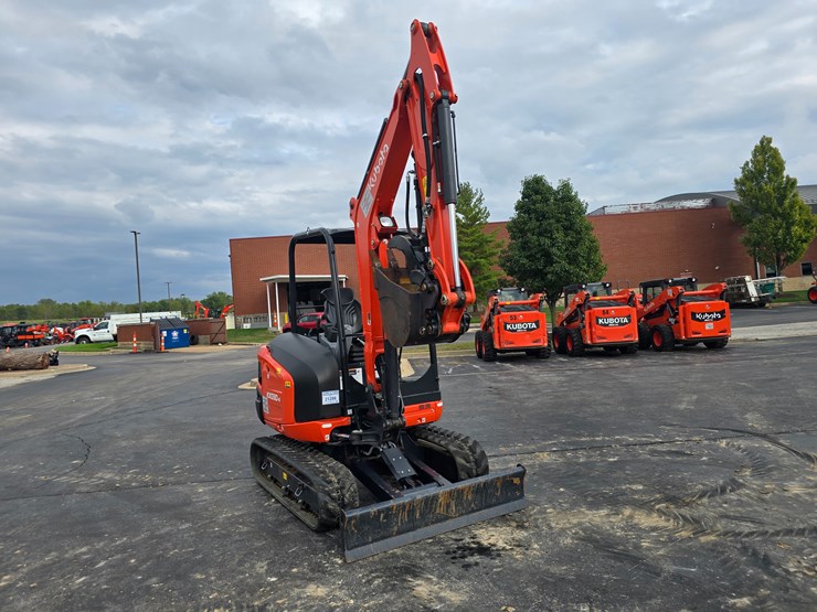 2023-kubota-kx030-4-image-21
