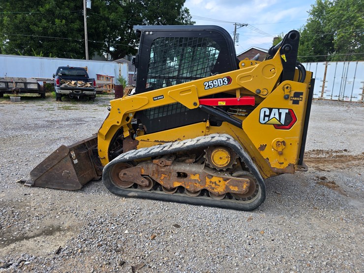 2020-caterpillar-259d3-image-8