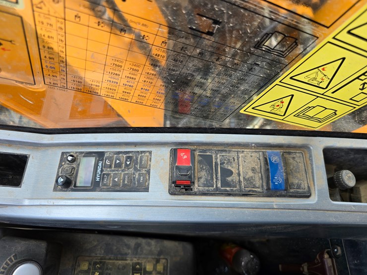 2019-hyundai-hx130-lcr-image-94