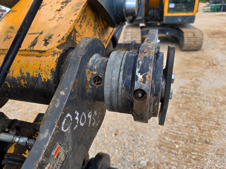 2019-hyundai-hx130-lcr-image-42