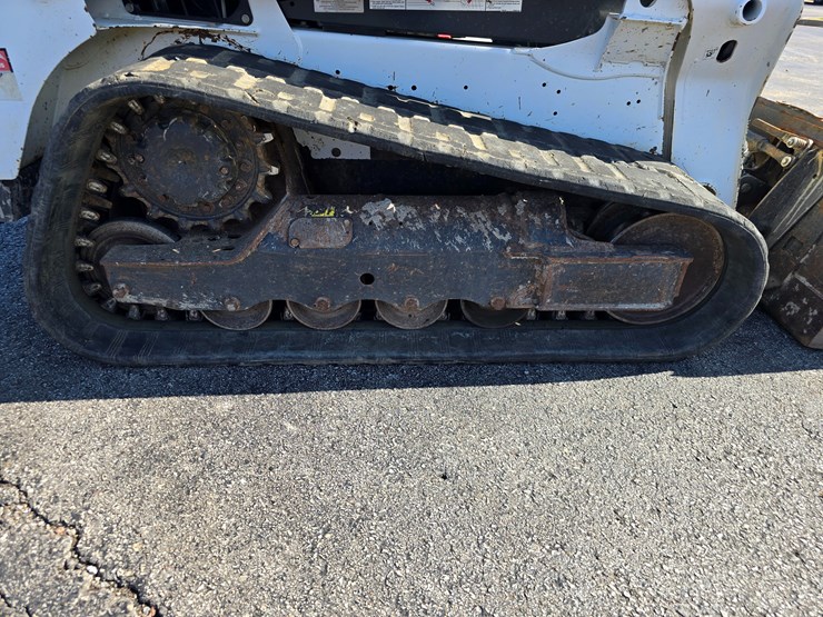 2017-bobcat-t550-image-25