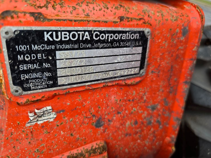 2019-kubota-ssv75-image-23