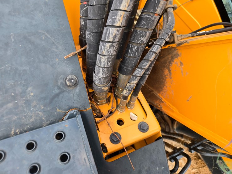 2019-hyundai-hx130-lcr-image-73