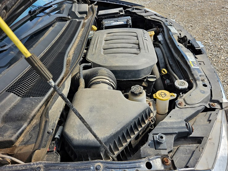 2014-dodge-grand-caravan-image-26