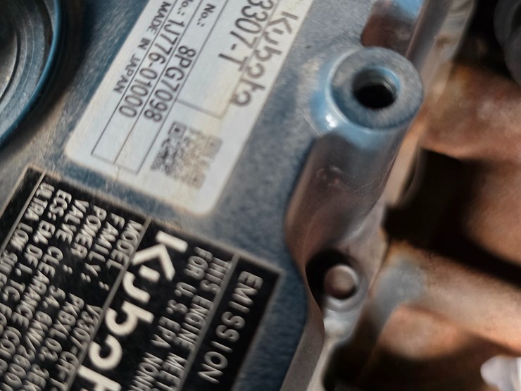 2023-kubota-ssv75-image-57