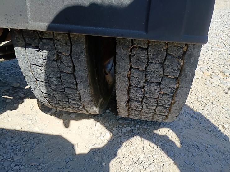 2005-international-8600-image-80