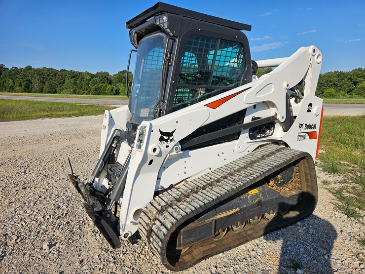 2022-bobcat-t770-image-2