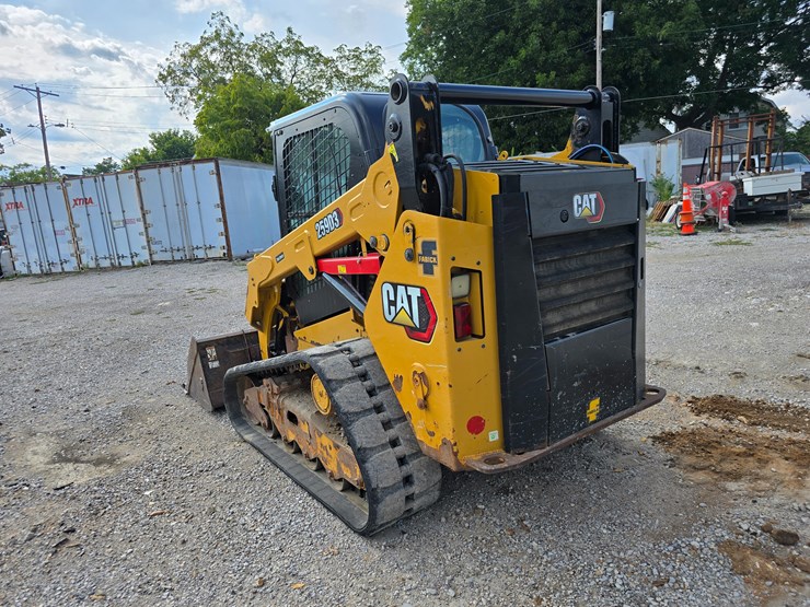 2020-caterpillar-259d3-image-14