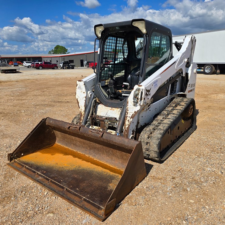 2013 BOBCAT T590