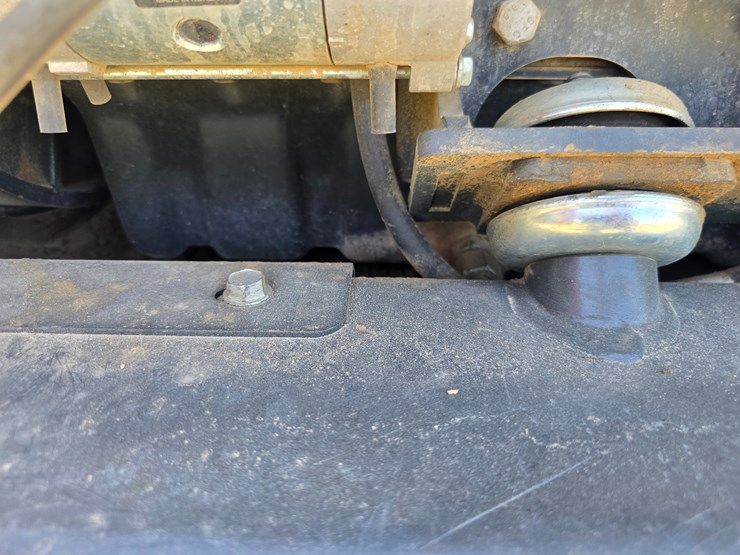 2024-bobcat-t770-image-55