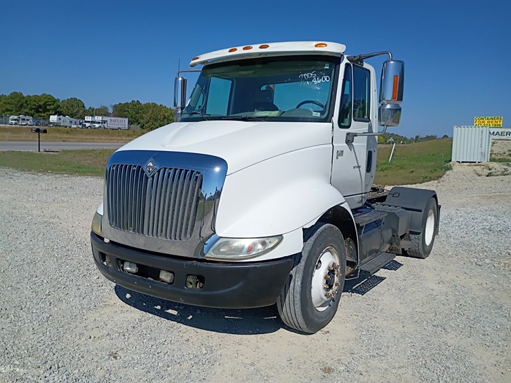 2005-international-8600-image-20