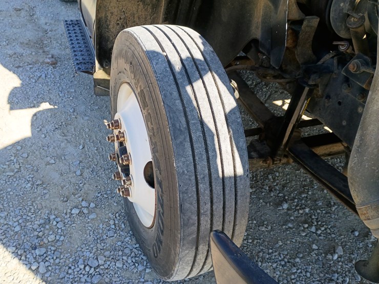 2005-international-8600-image-76